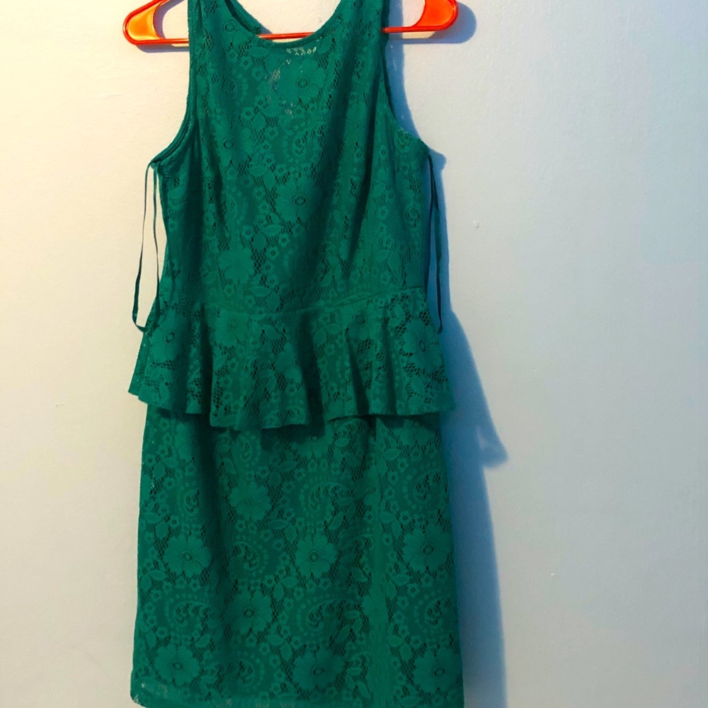 Green knee length dress